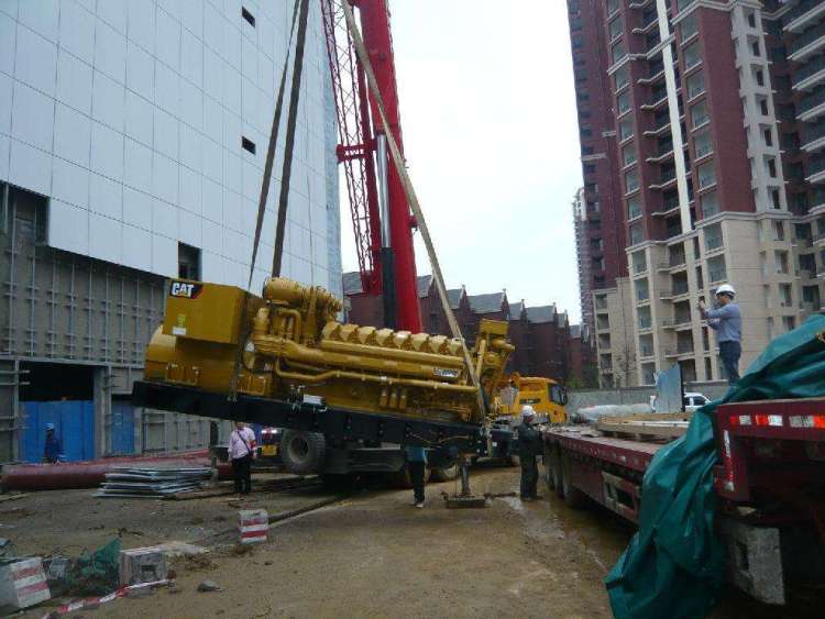 無錫精密設(shè)備吊裝公司:吊裝工具在使用時要注意哪些地方？